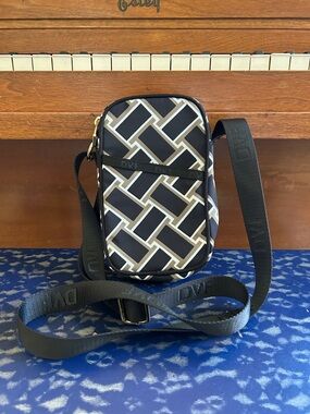 DVF for Target Vintage Weave Neutral Cellphone Holder Bag